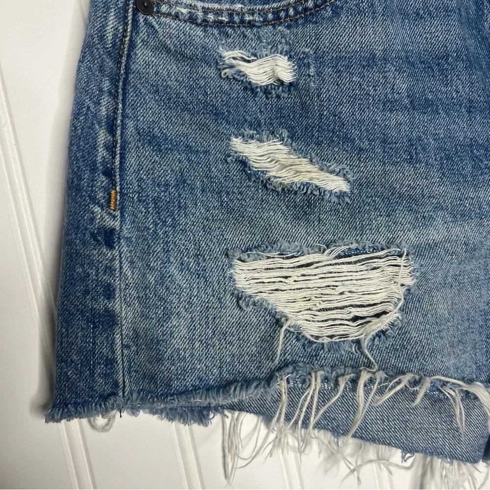 Aritzia Denim Forum Organic Cotton The Ex Boyfriend Distressed Button Shorts 25